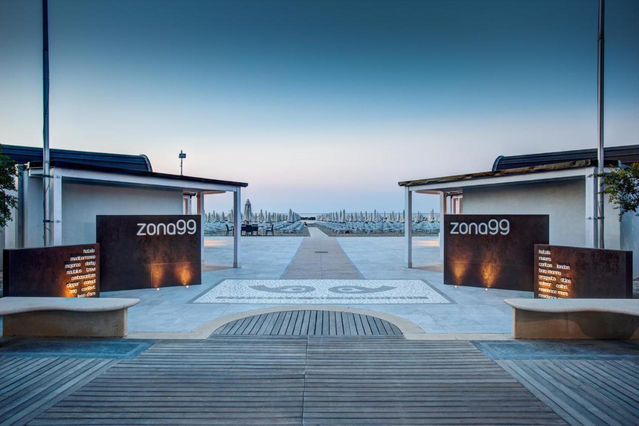 Mediterraneo Hotel & Suites Cattolica Exterior photo
